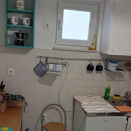 招待所 Julia 3*