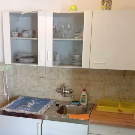 Julia Πανσιόν
