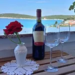Julia Penzion Martinšćica