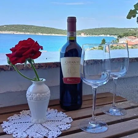 Julia Affittacamere Martinšćica