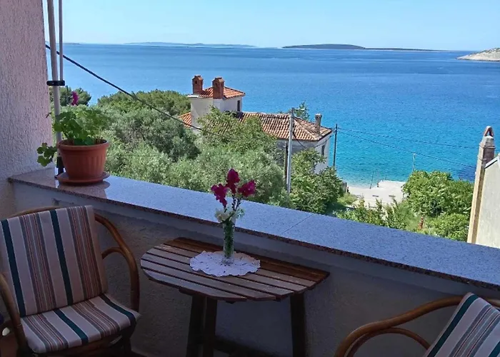 ゲストハウス Julia Martinšćica